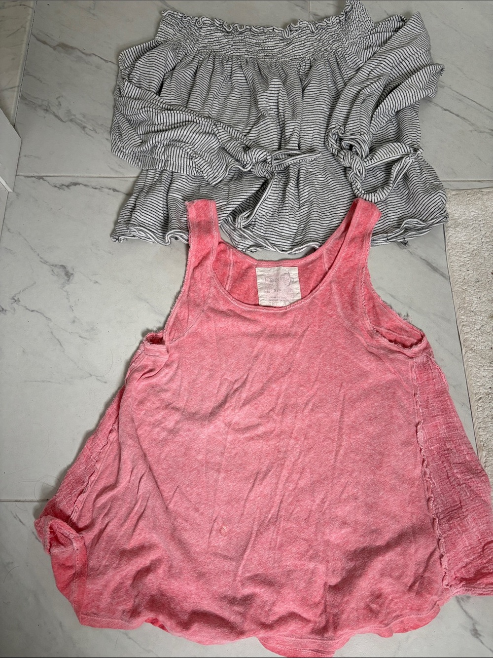 Free People- we the free  Heathered Pink Scoop Tank+cold shoulder crop top